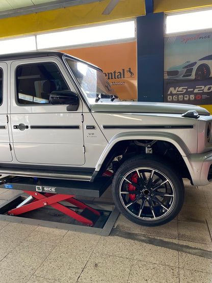 BRABUS MONOBLOCK Z We produced premium quality КОВАНЫЕ ДИСКИ для  MERCEDES BENZ G CLASS G63 G500  Параметры дисков:   Front 24 x 10 ET 20  Rear 24 x 10 ET 20  Окраска: Glossy Black  КОВАНЫЕ ДИСКИ can be produced in any wheel specs by your inquiries and we can provide our specs