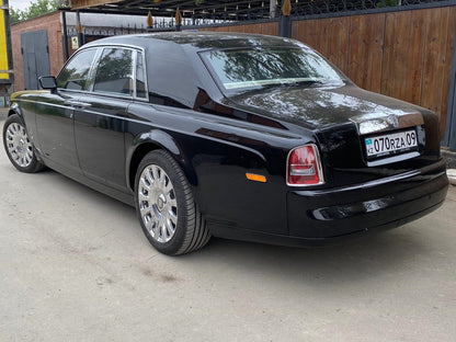 OEM We produced premium quality КОВАНЫЕ ДИСКИ для  ROLLS ROYCE PHANTOM  Параметры дисков:   Front 21 x 9.5 ET 25  Rear 21 x 10 ET 30  Окраска: Chrome  КОВАНЫЕ ДИСКИ can be produced in any wheel specs by your inquiries and we can provide our specs